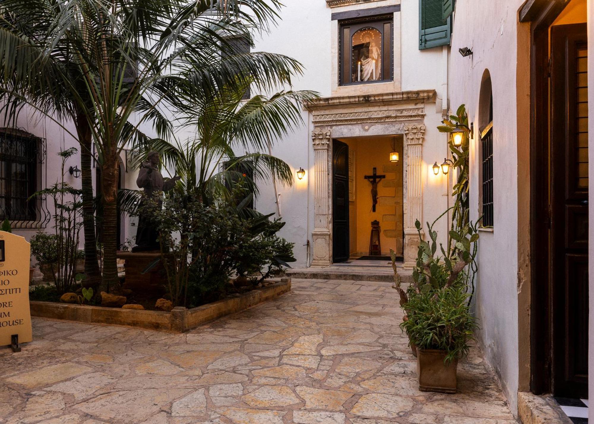 Sundial Lodge La Canea Esterno foto
